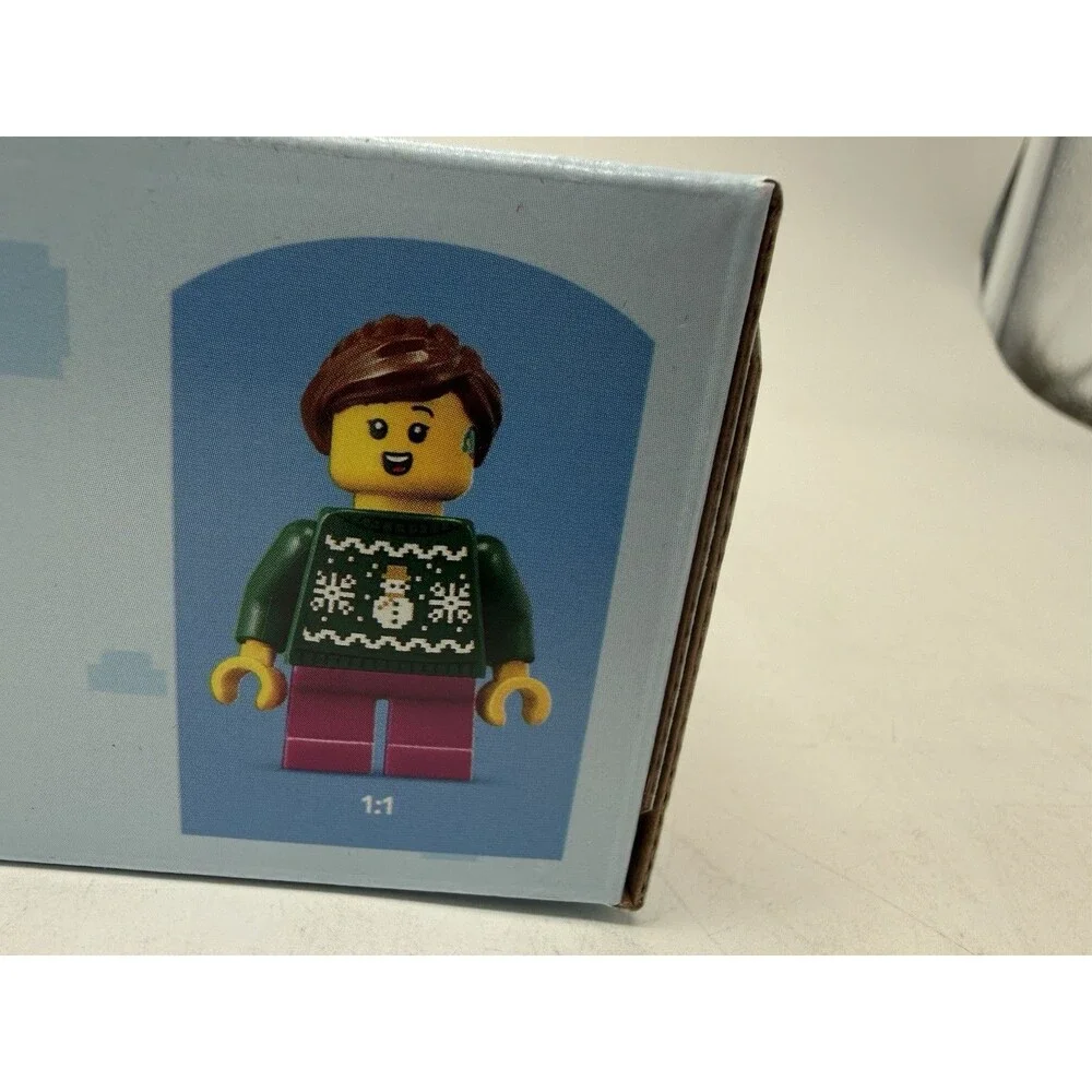 LEGO Winter Gazebo 40778 Christmas Village 2025 RETIRED Limited Edition Seasonal